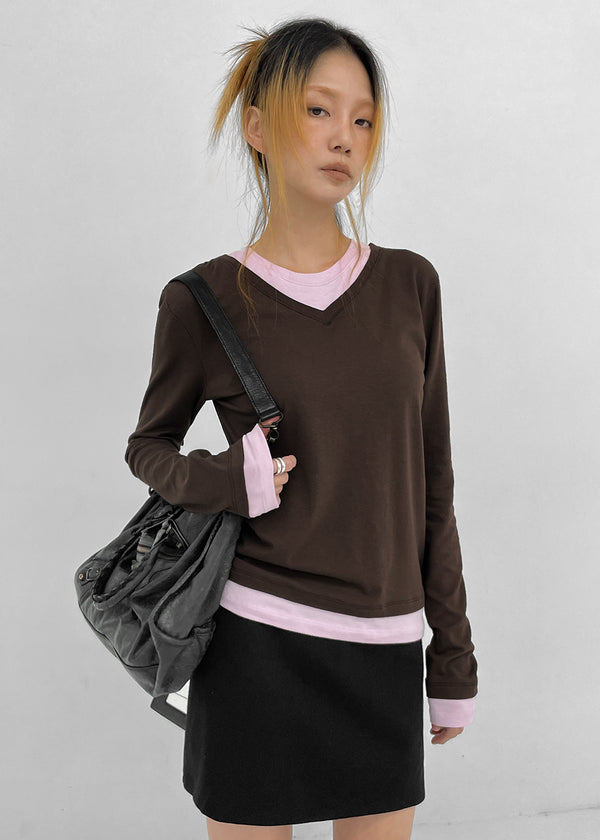 [MADE] Ove Layered V-neck Long Sleeve Tee