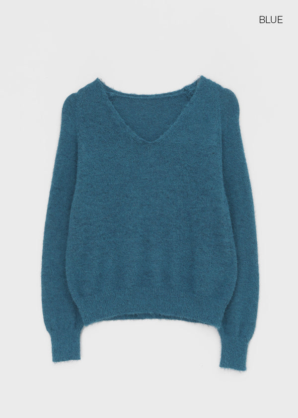 Brandt V-neck wool knit