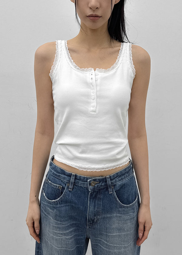 [MADE] Badge Lace Henley Neck Sleeveless (Built-in Cup) (2 SIZE)