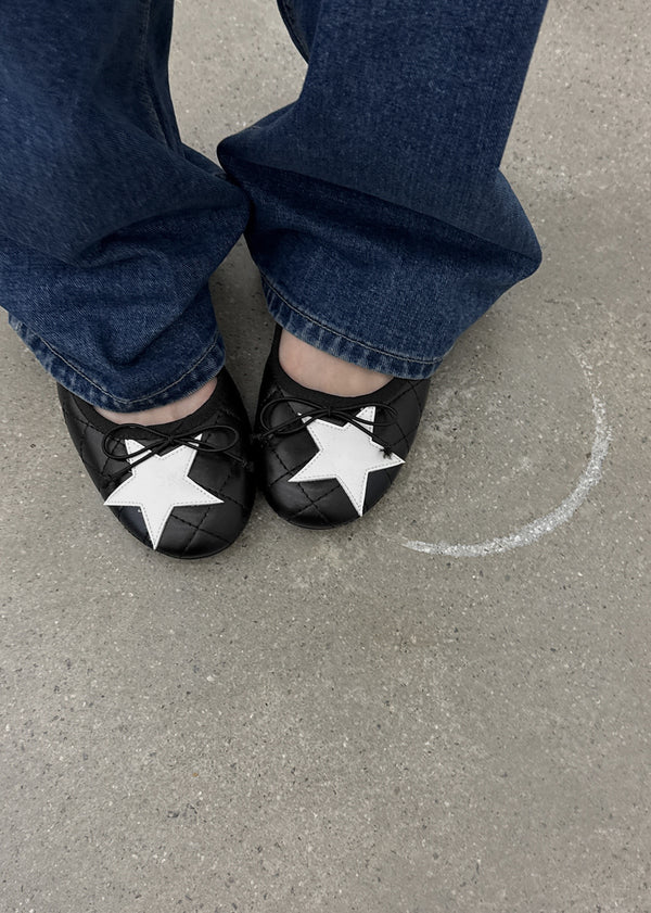 Levene Star Quilted Flat Shoes