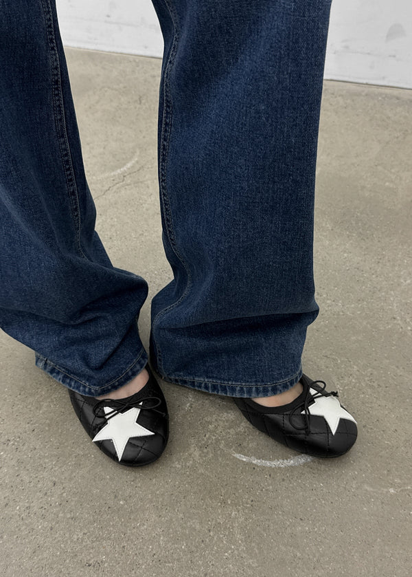 Levene Star Quilted Flat Shoes