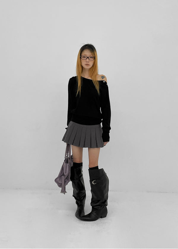 Voltaire shoulder button wool knit