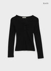 Chuki V-neck Button Long Sleeve Tee