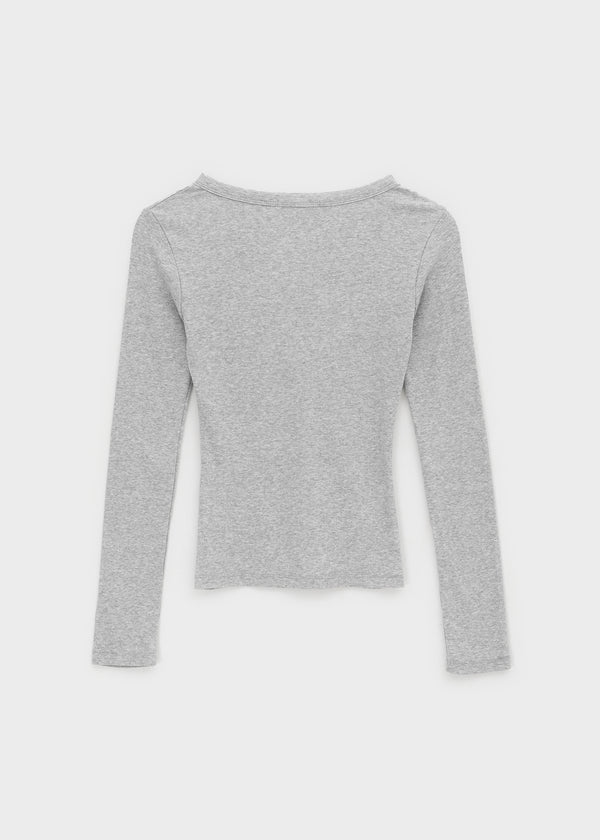 Chuki V-neck Button Long Sleeve Tee
