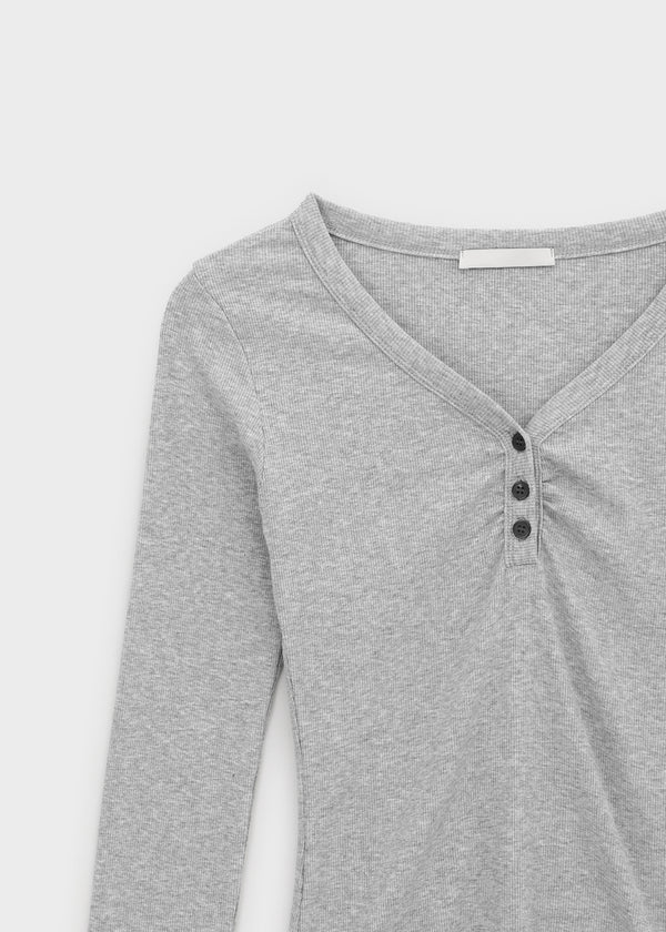 Chuki V-neck Button Long Sleeve Tee