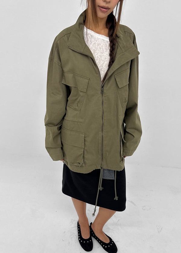 Seize pocket field jacket