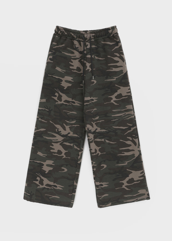 [MADE] Riven Fleece-lined Camo Wide Elastic Pants