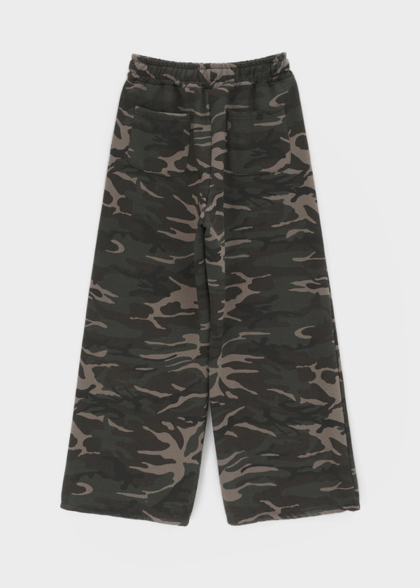 [MADE] Riven Fleece-lined Camo Wide Elastic Pants