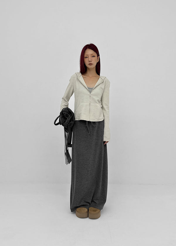 Friction banding long skirt