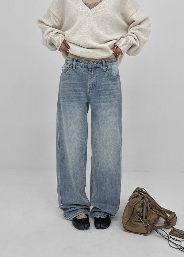 [MADE] Hesse Semi-Wide Cut Denim Pants