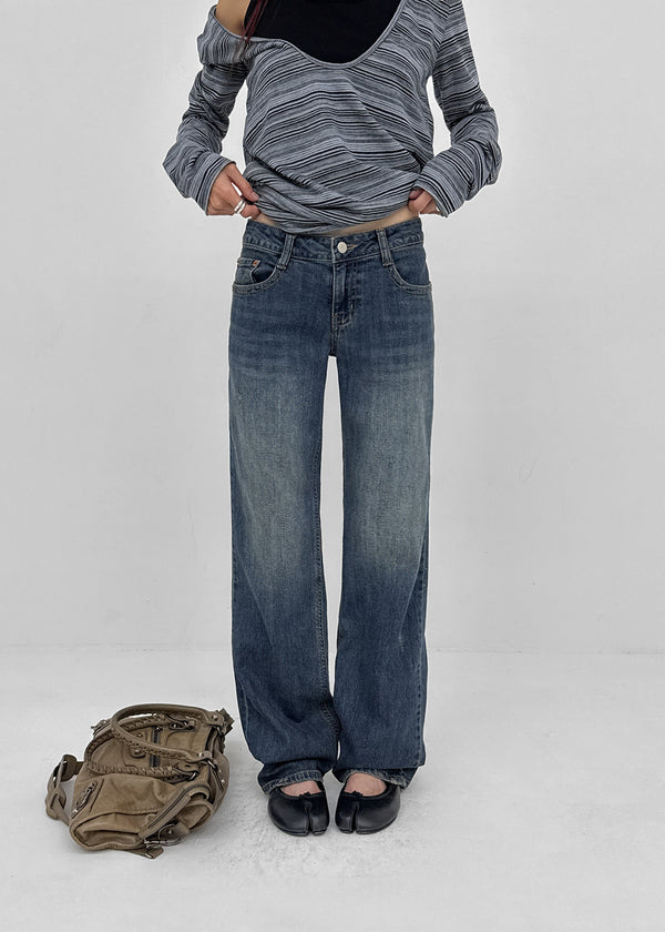 Wippole Low-waisted Straight Denim Pants