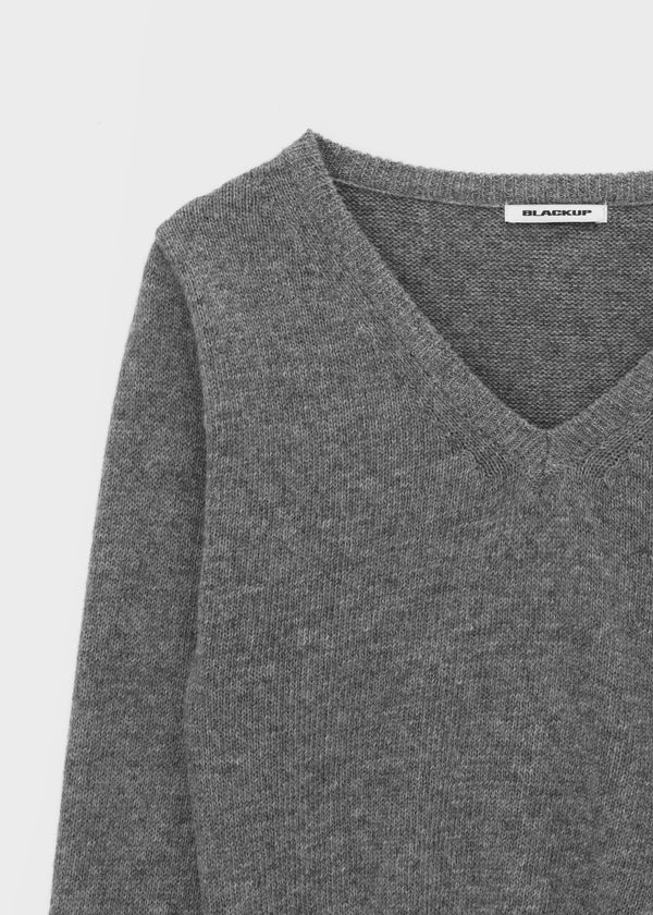 [MADE] Roadcle V-neck Standard Fit Knit