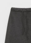 Friction banding long skirt