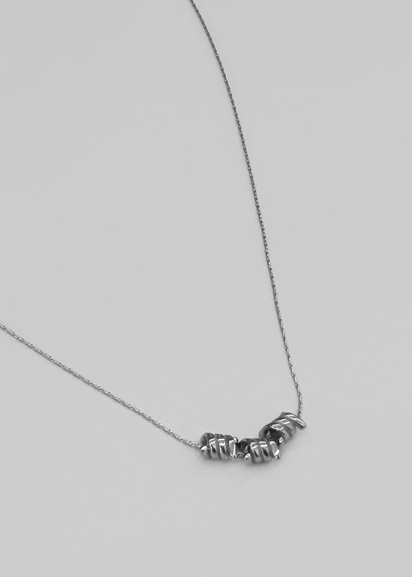 Lemin pendant drop necklace