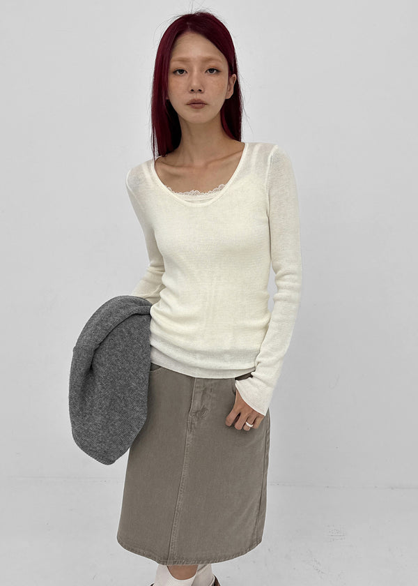 Clef V-neck Ribbed Wool Knit