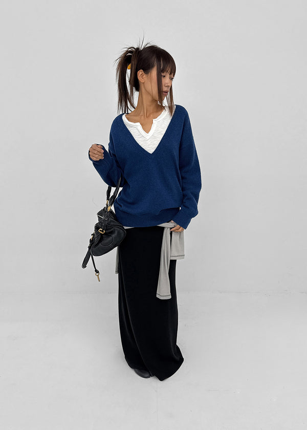 [MADE] Roadcle Deep V-Neck Loose Fit Knit