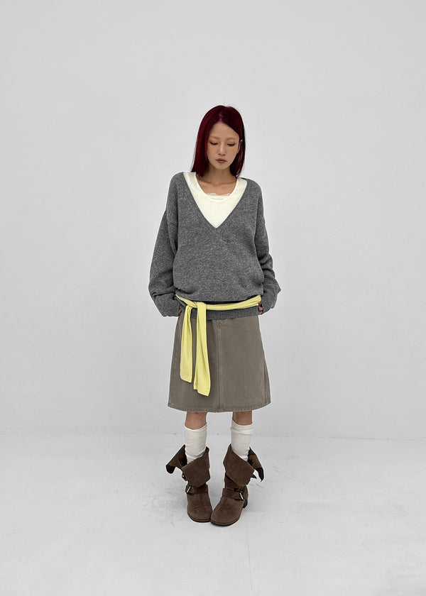 [MADE] Roadcle Deep V-Neck Loose Fit Knit