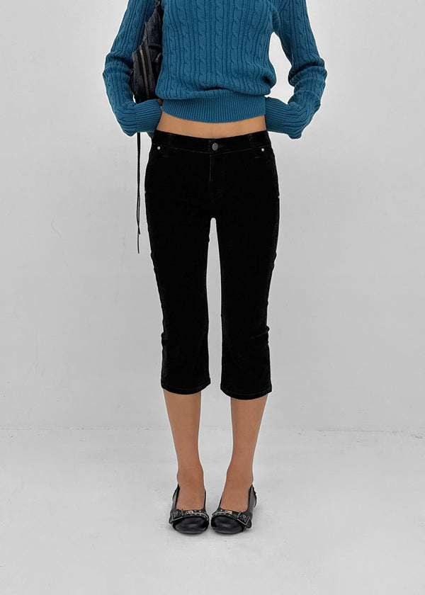 Rollin Velvet Low-Waisted Capri Pants