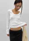 [MADE] Four-hand U-neck Long Sleeve Tee