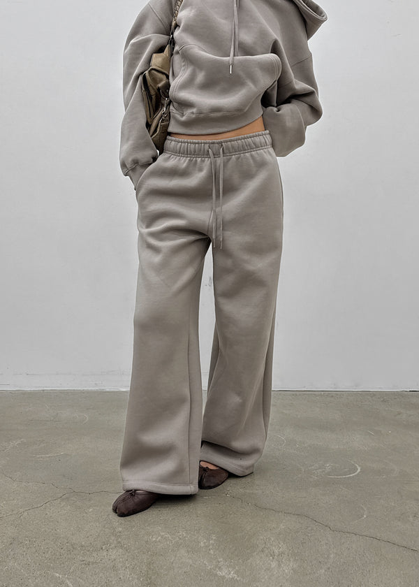 [MADE] Ash Fleece-Lined Hotfix Elastic Waist Pants