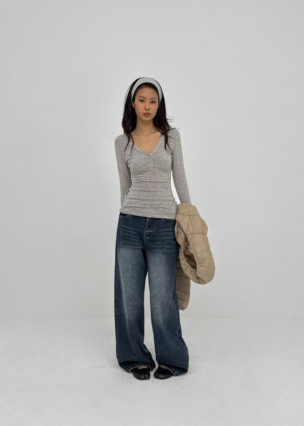 Aesra V-neck Button-down Wool Long-sleeved T-shirt