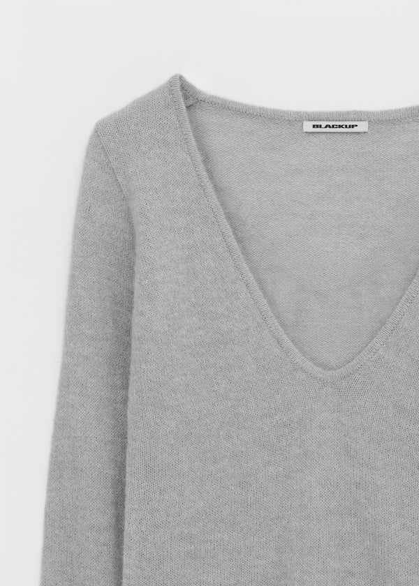 [MADE] Renov Wool Deep V-Neck Knit