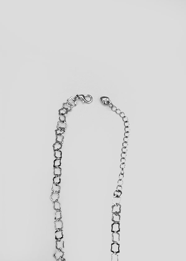 Papiya star necklace