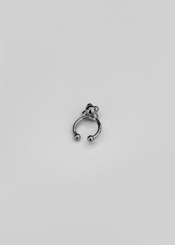 Shockle Silverball Ear Cuff