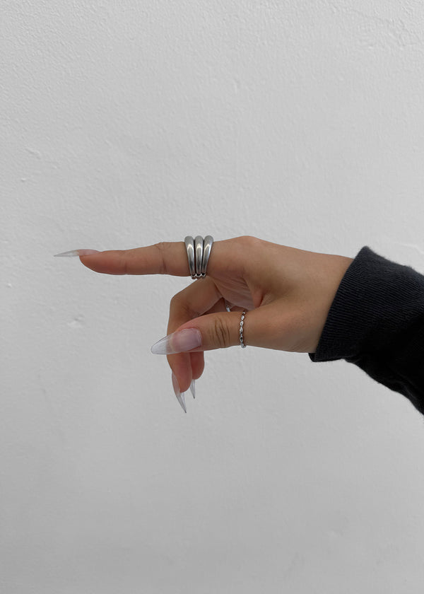 Gelre Bold Layered Ring