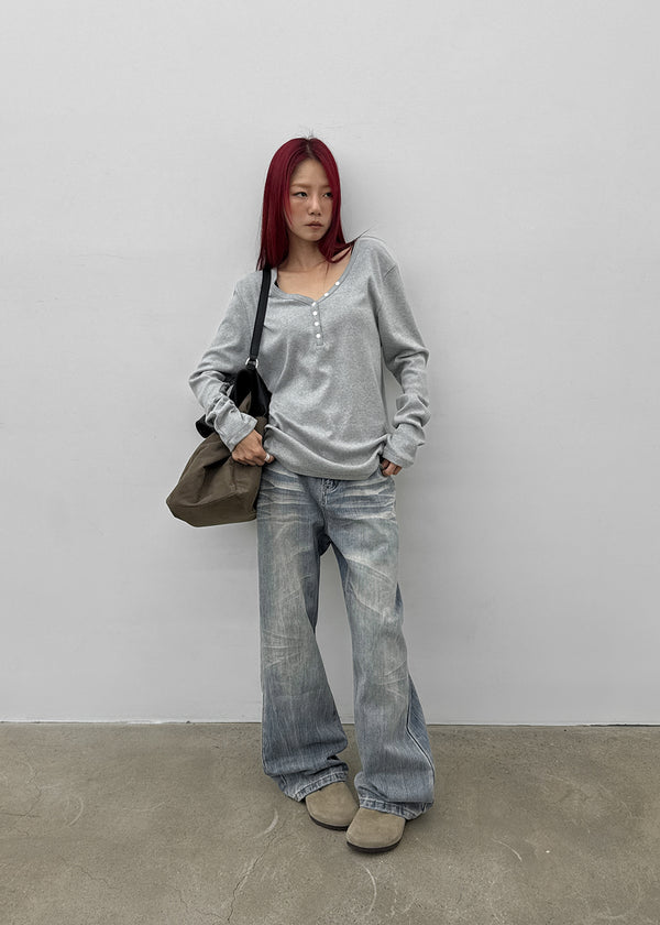 [MADE] Sadney Loose Fit Henley Neck Long Sleeve Tee