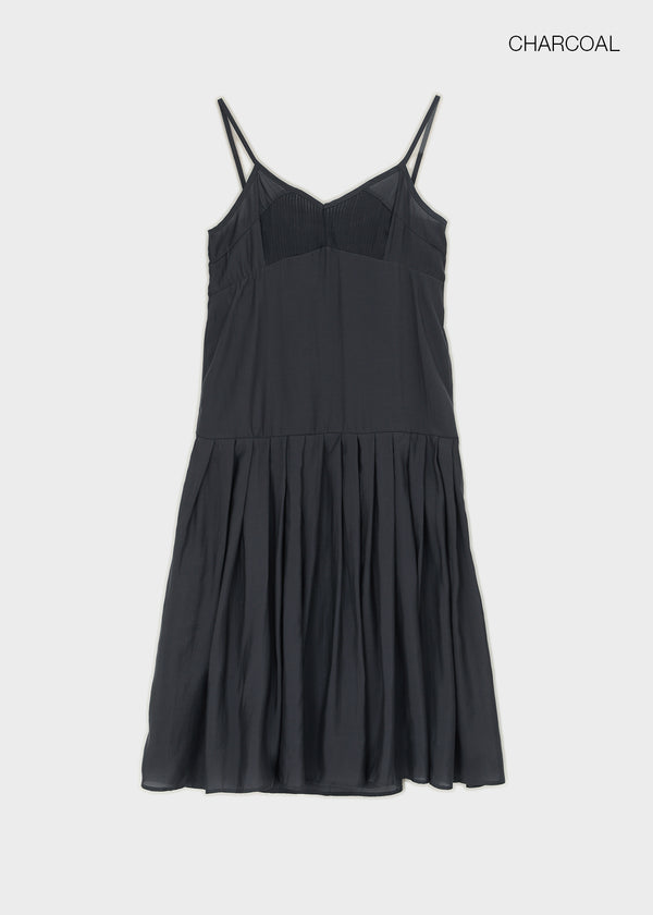 Kia Pintuck Sleeveless Long Dress