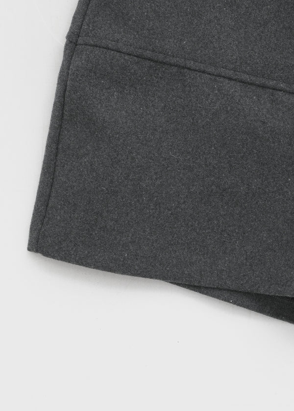 Epitome Low-waist Button Cut Shorts