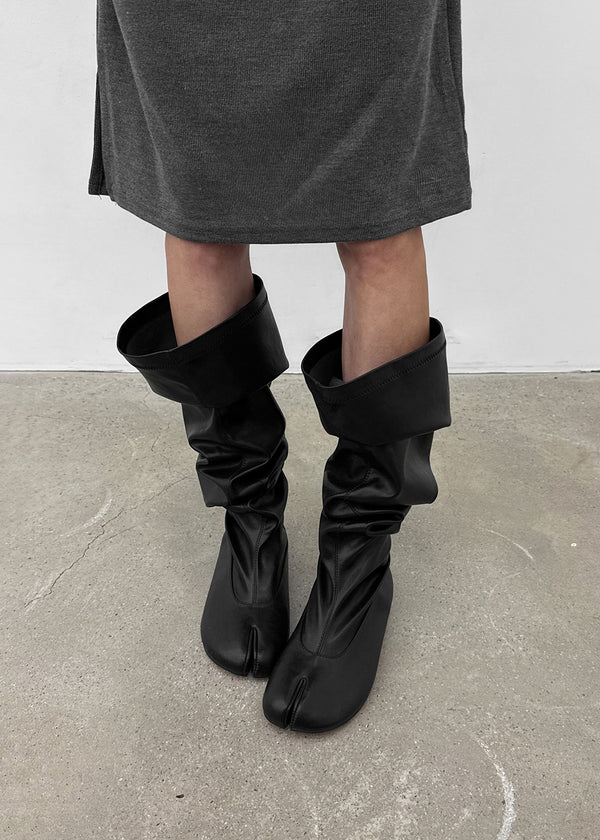 Tutor flat slouch long boots
