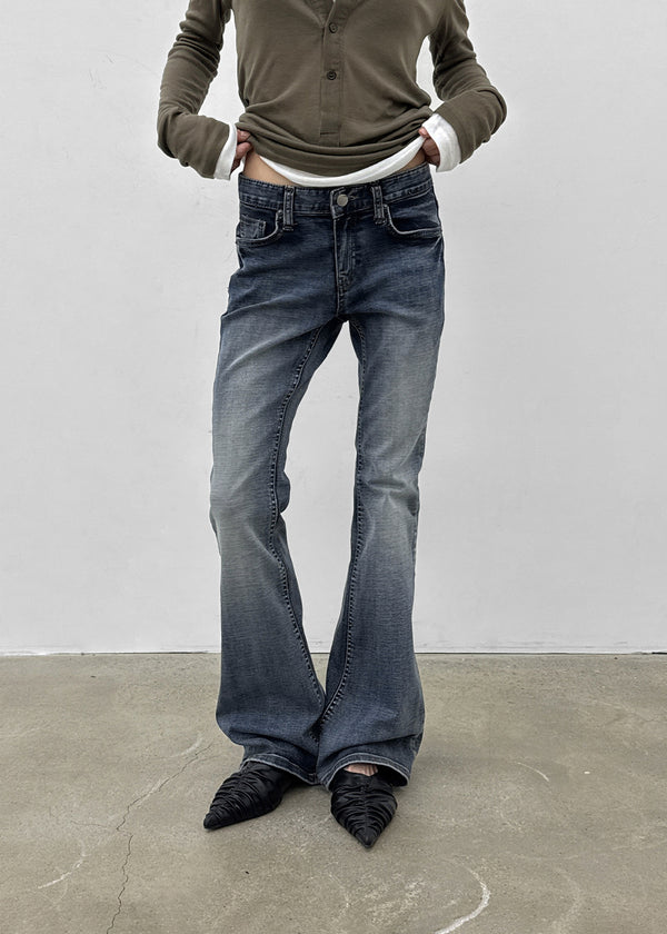 Toa Washed Bootcut Denim Pants