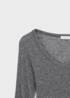 Geureoji ribbed U-neck Tencel long-sleeve shirt