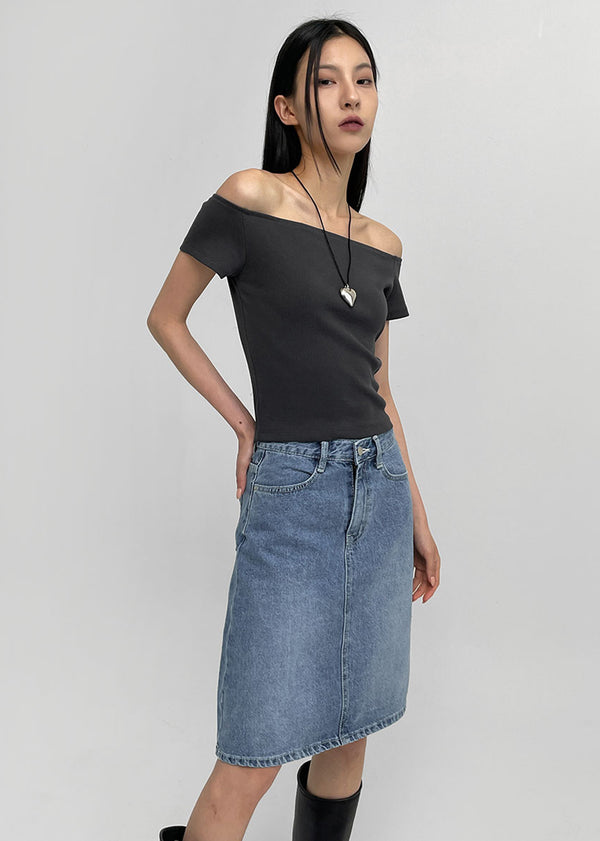 [MADE] Pilot 2-Way Off-Shoulder Short Sleeve Tee