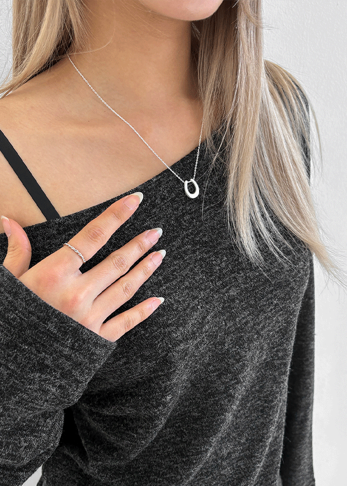 Cheltz Twist Silver Ring – BLACKUP