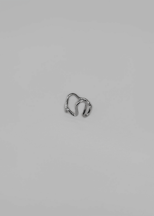Wetty Wave Silver Ring