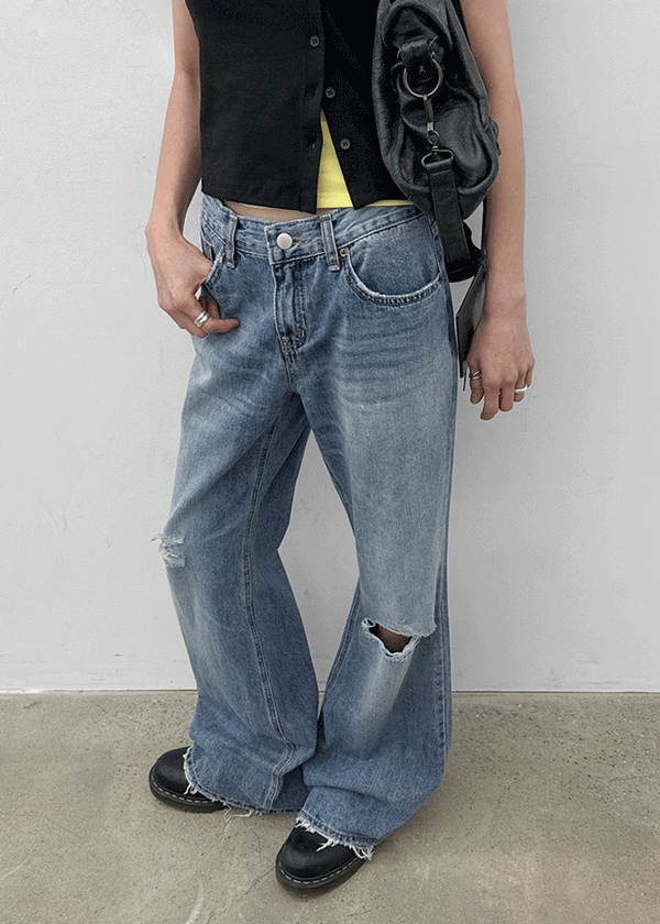 Rotomi Damaged Low-waisted Bootcut Denim Pants