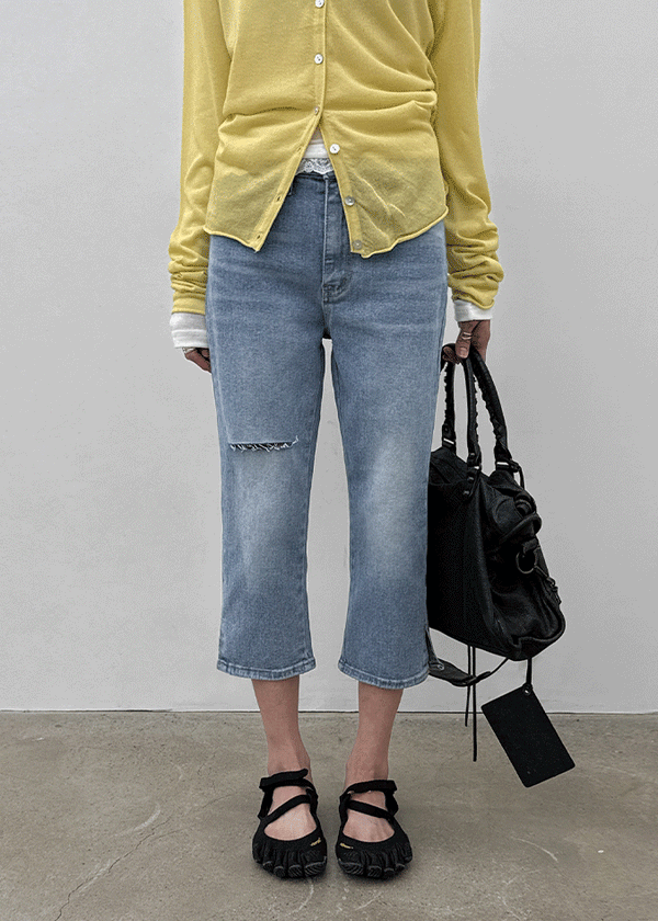 Link cut slit denim capri pants
