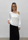 Bleak Off-shoulder 3/4 Sleeve Sweatshirt