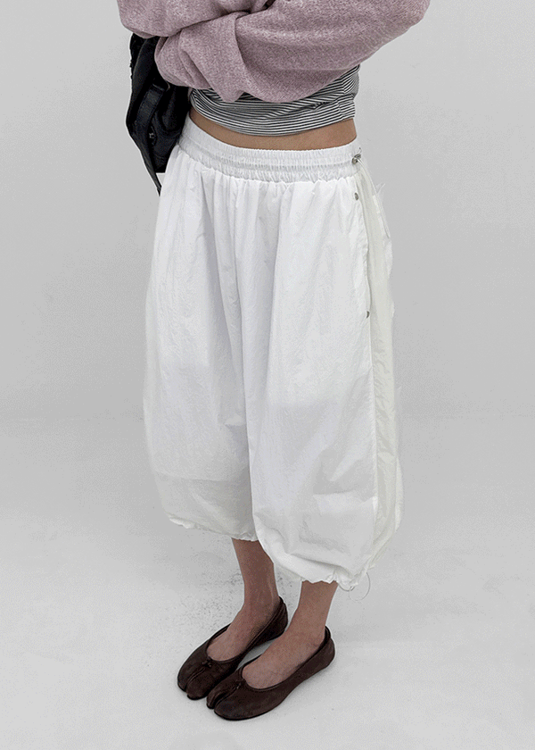 Chevon Track Nylon 3/4 Capri Pants