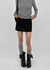 Freak Low-waisted Mini Skirt Pants