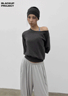 [MADE] Tealc Off-shoulder 3/4 Sleeve Sweatshirt