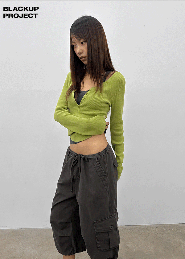 [MADE] Soflens Wool Deep V-Neck Henley Knit