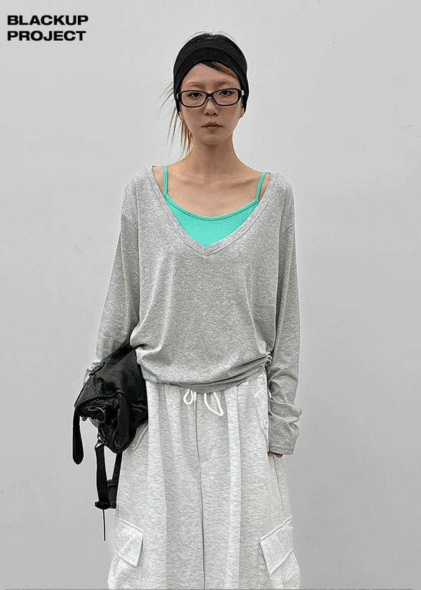 [MADE] Geneva Deep V-Neck Oversized Long Sleeve Tee