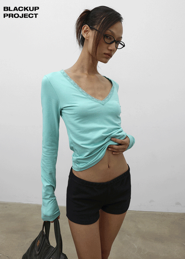 [MADE] Zeromi Lace V-Neck Long Sleeve Tee