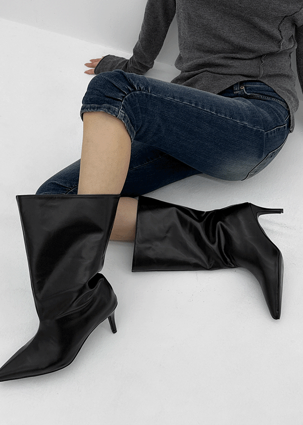 Wanico Stiletto Heeled Middle Boots