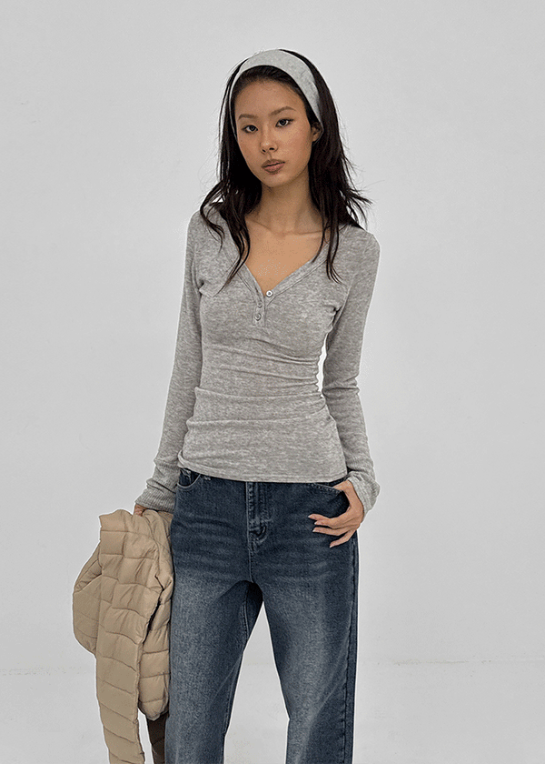 Aesra V-neck Button-down Wool Long-sleeved T-shirt