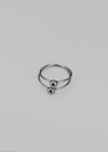 Kipple silver ball layered ring